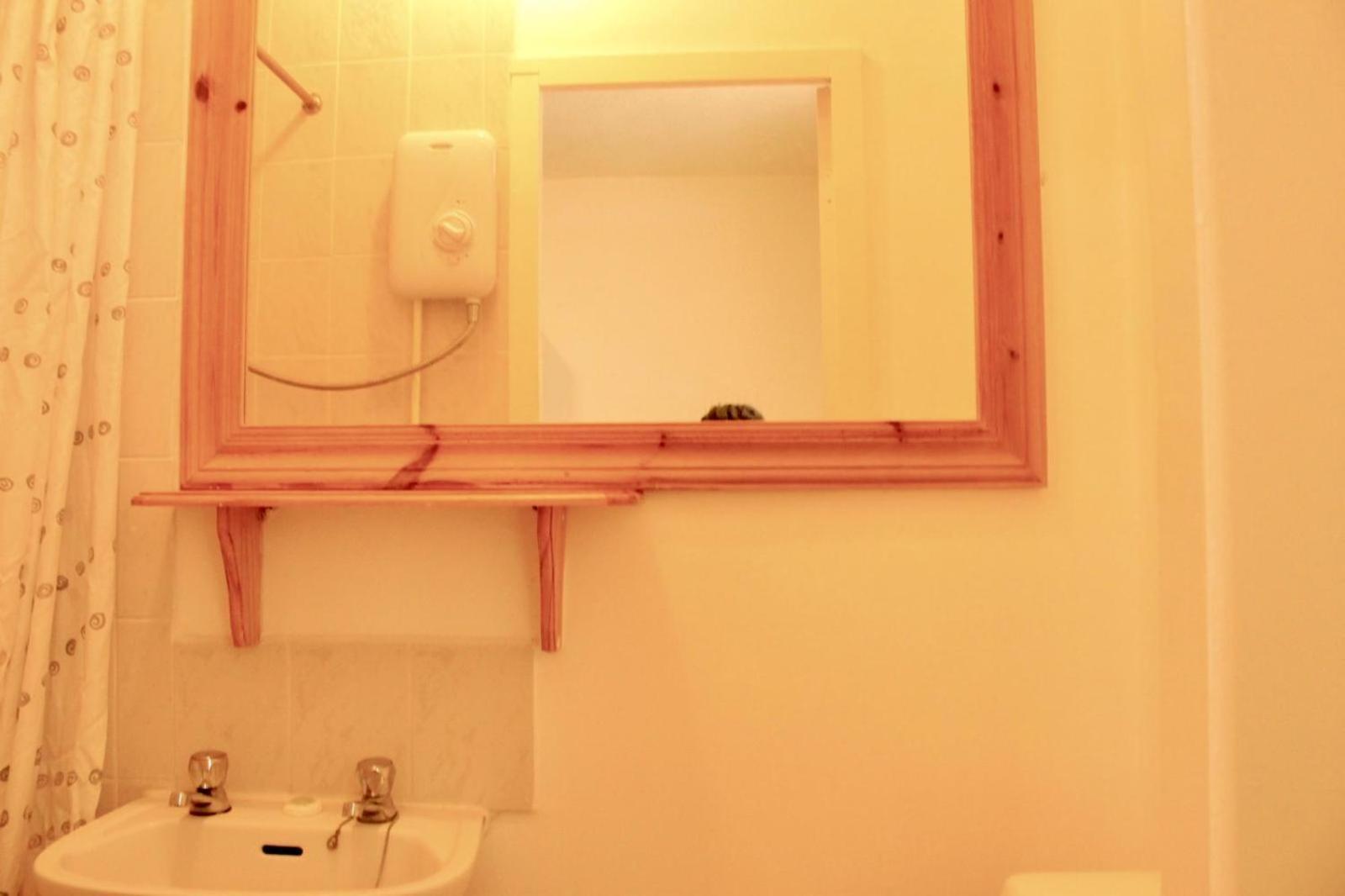 Beach Blackpool Hotel - Great Location, Comfortable Beds Bagian luar foto