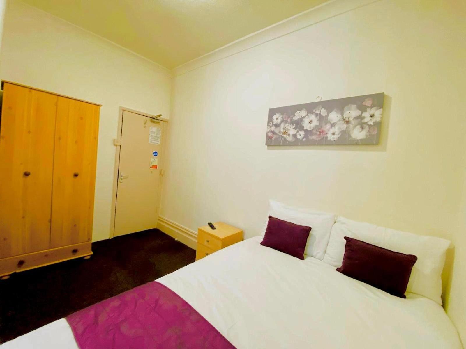 Beach Blackpool Hotel - Great Location, Comfortable Beds Bagian luar foto