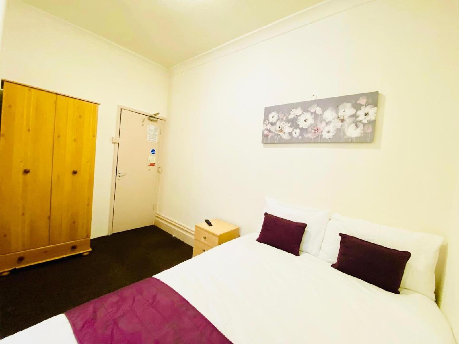 Beach Blackpool Hotel - Great Location, Comfortable Beds Bagian luar foto